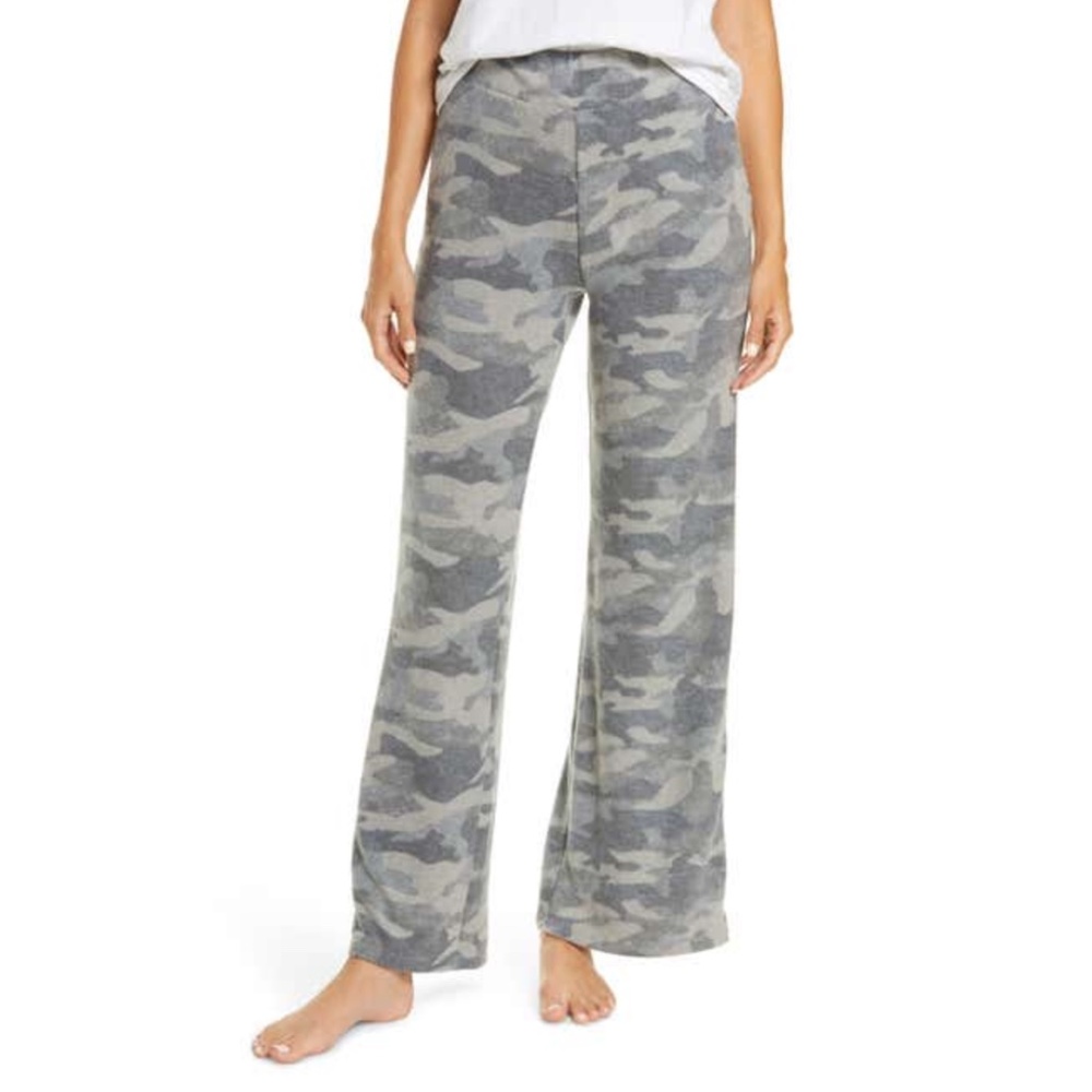 Women's Socialite Tie Dye Lounge Sweatpants In Green Camo Print, Size X-Small